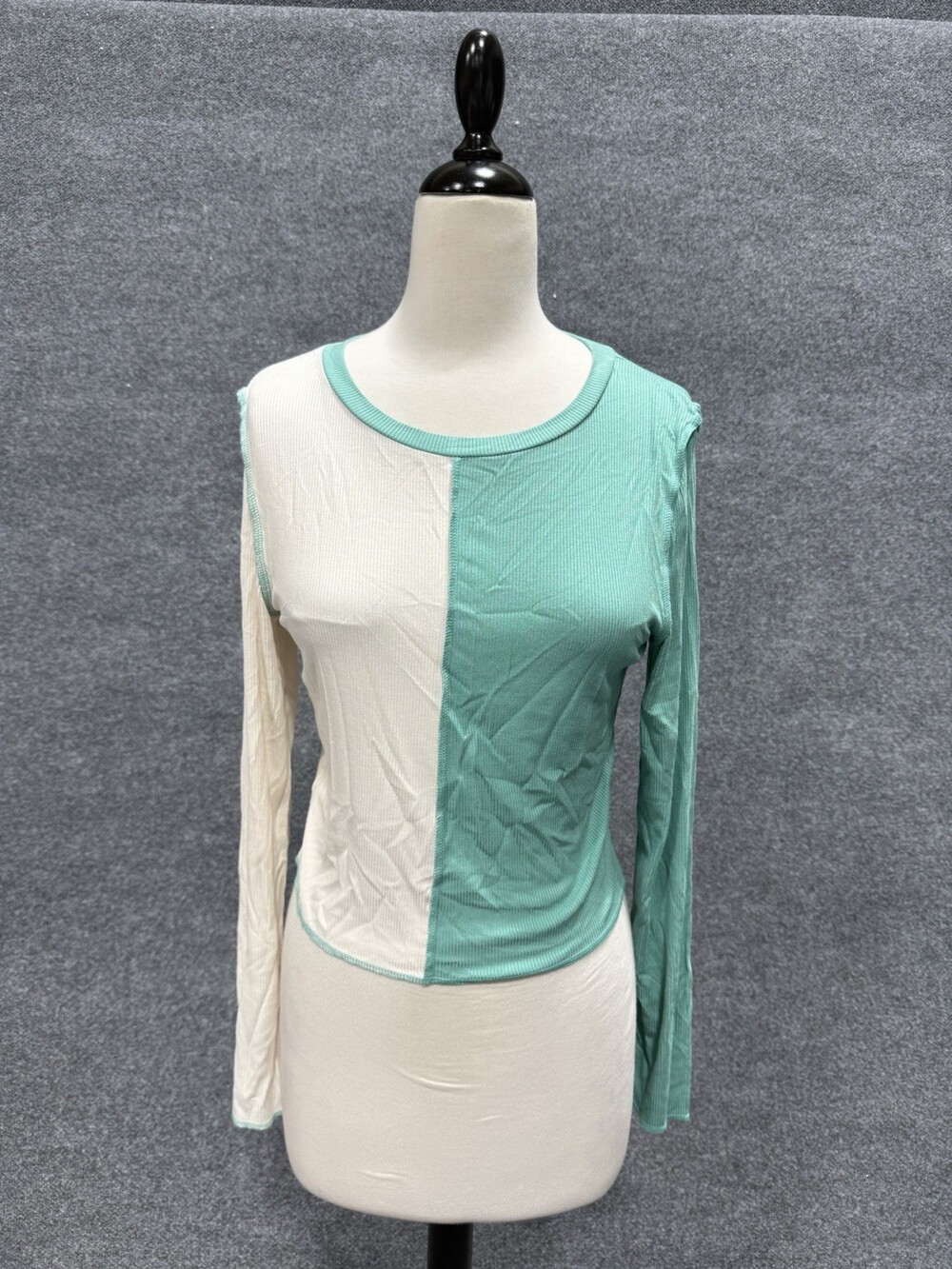 Wild Fable Colorblock Ribbed Crop Top Long Sleeve Green White Womenâs Medium